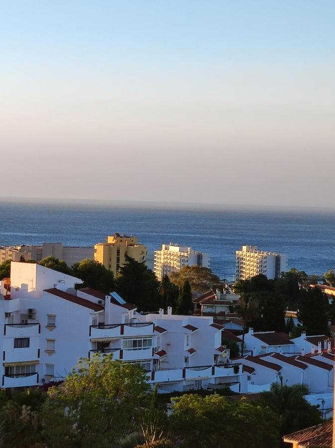 Saltillo Alto Gray Studio. Vistas Al Mar Y Piscina Torremolinos Eksteriør billede