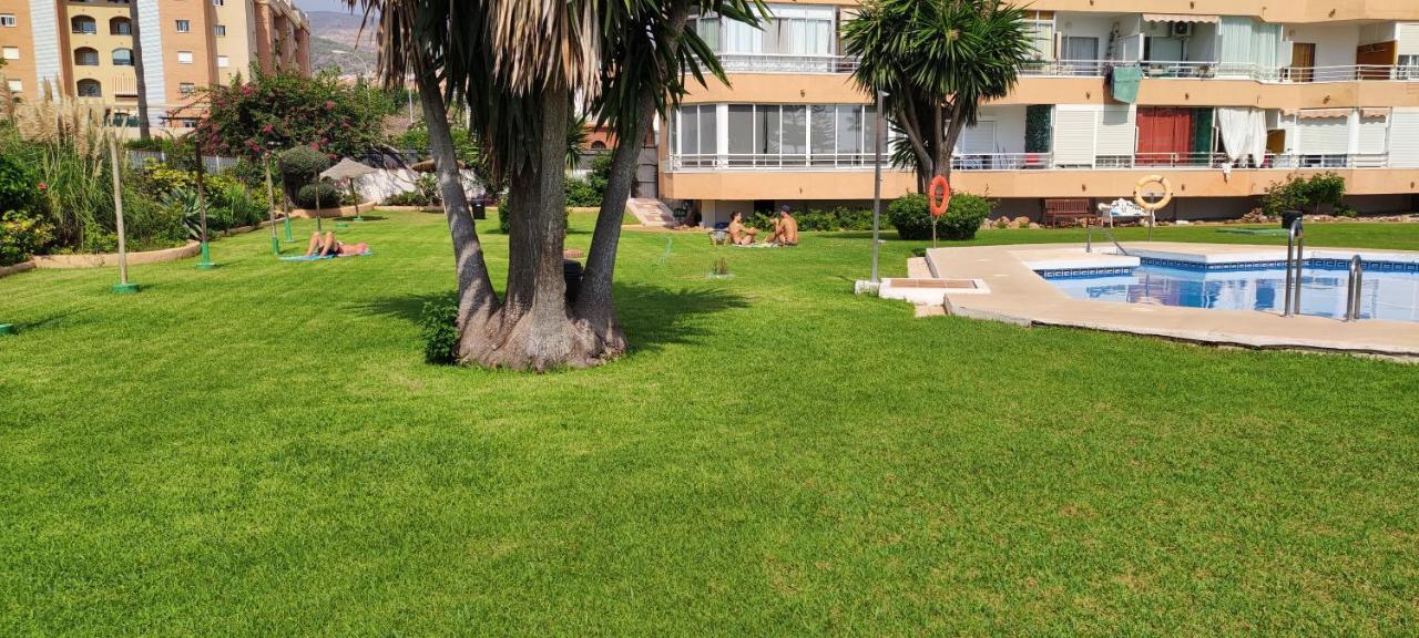 Saltillo Alto Gray Studio. Vistas Al Mar Y Piscina Torremolinos Eksteriør billede