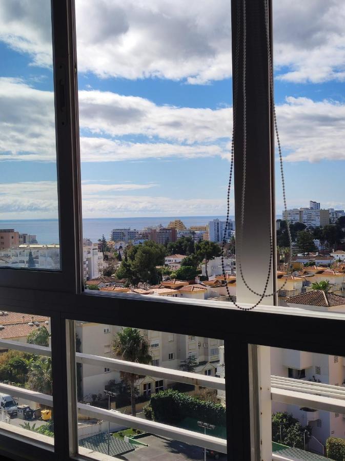 Saltillo Alto Gray Studio. Vistas Al Mar Y Piscina Torremolinos Eksteriør billede